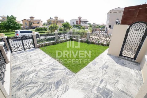 Villa in The Villa, Dubai, UAE 6 bedrooms, 465 sq.m. № 602556 - photo 22
