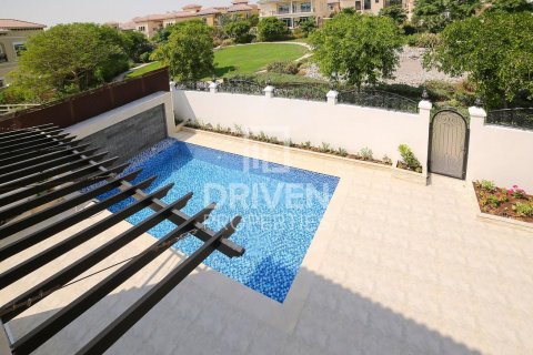 Villa in The Villa, Dubai, UAE 6 bedrooms, 465 sq.m. № 602556 - photo 17