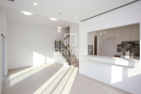 Rumah bandar di Dubai Land, Dubai, UAE 4 bilik tidur, 216 meter persegi № 602555 - foto 4