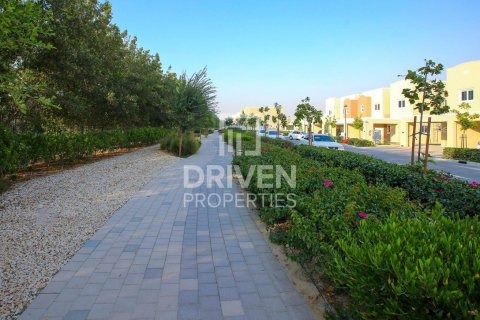 Rumah bandar di Dubai Land, Dubai, UAE 4 bilik tidur, 216 meter persegi № 602555 - foto 18