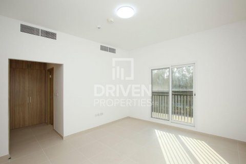 Rumah bandar di Dubai Land, Dubai, UAE 4 bilik tidur, 216 meter persegi № 602555 - foto 9