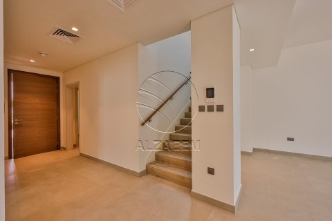 Vila na Yas Island, Abu Dhabi, SAE 4 ložnice, 307 m² Č.: 616112 - fotografie 6