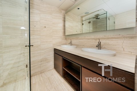 Apartment in Burj Khalifa, Dubai, UAE 2 bedrooms, 191 sq.m. № 586409 - photo 10