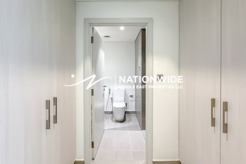 Townhouse in Abu Dhabi, UAE 2 bedrooms, 124 sq.m. № 584442 - photo 9