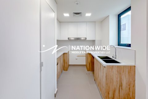 Townhouse in Abu Dhabi, UAE 2 bedrooms, 124 sq.m. № 584442 - photo 4