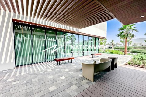 Townhouse in Abu Dhabi, UAE 2 bedrooms, 124 sq.m. № 584442 - photo 13