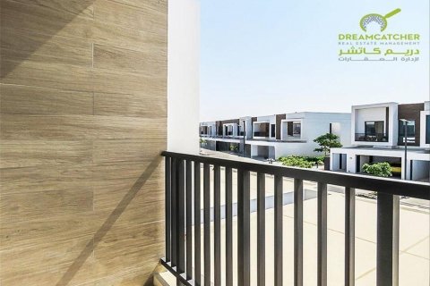Shtëpi në qytet në Mina Al Arab, Ras Al Khaimah, Emiratet e Bashkuara Arabe 2 dhoma gjumi, 232.3 m2. № 588479 - Foto 2