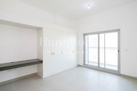 Apartment in Al Barsha, Dubai, UAE 1 room, 43.38570100 sq.m. № 589087 - photo 3
