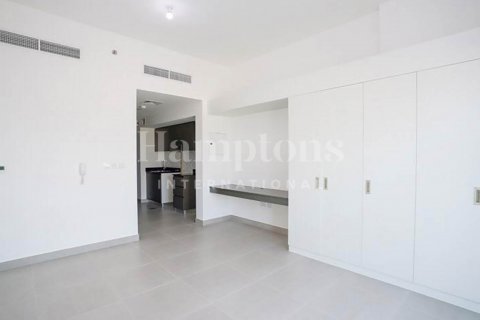 Apartment in Al Barsha, Dubai, UAE 1 room, 43.38570100 sq.m. № 589087 - photo 1