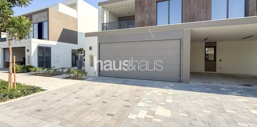 Vila v Tilal Al Ghaf, Dubai, SAE 4 ložnice, 317 m² Č.: 625736