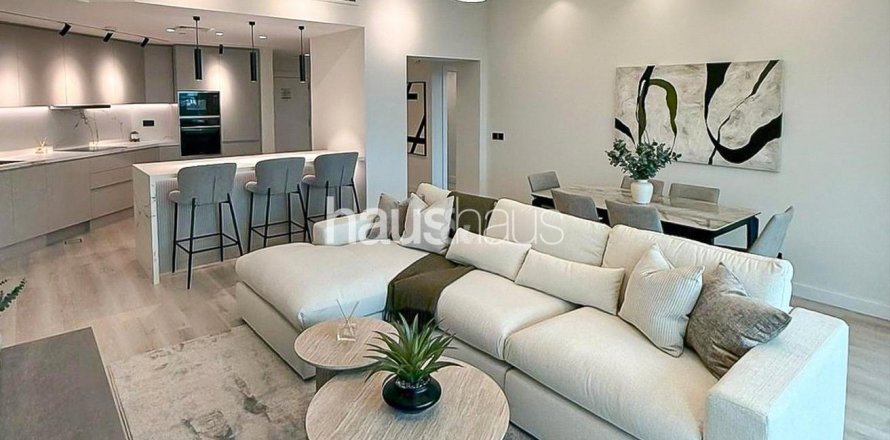 Apartament në Palm Jumeirah, Dubai, Emiratet e Bashkuara Arabe 2 dhoma gjumi, 144 m2. № 625578
