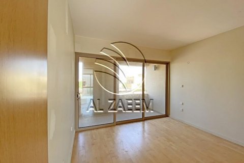 Řadový dům v Al Raha Gardens, Abu Dhabi, SAE 3 ložnice, 201 m² Č.: 615461 - fotografie 8