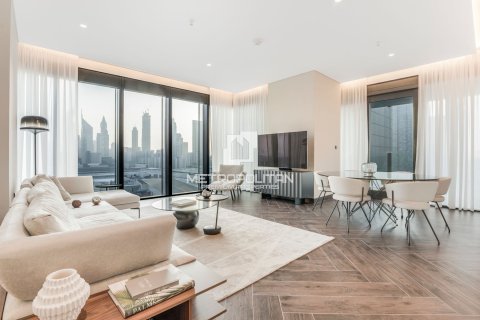 Lägenhet uthyres i Zabeel, Dubai, UAE 2 sovrum, 187 kvm Nr. 592428 - fotografi 1