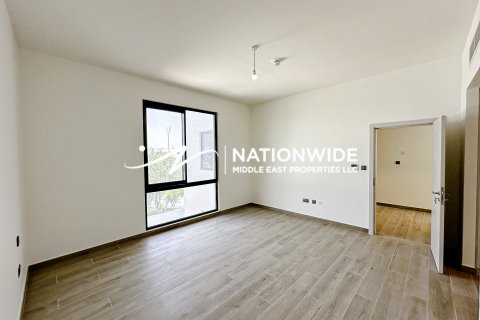 Vilë në Abu Dhabi, Emiratet e Bashkuara Arabe 5 dhoma gjumi, 360 m2. № 603828 - Foto 10