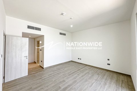 Vilë në Abu Dhabi, Emiratet e Bashkuara Arabe 5 dhoma gjumi, 360 m2. № 603828 - Foto 13