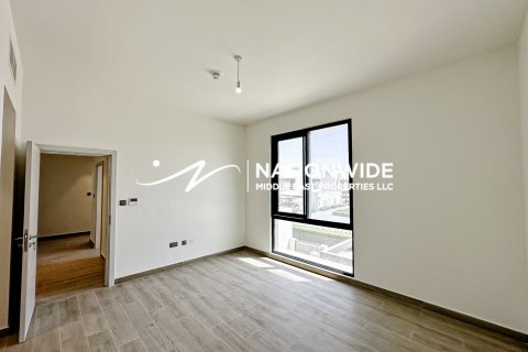 Vilë në Abu Dhabi, Emiratet e Bashkuara Arabe 5 dhoma gjumi, 360 m2. № 603828 - Foto 14