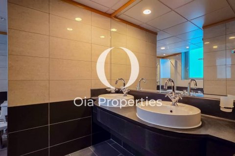 Apartment sa Abu Dhabi, UAE 4 silid-tulugan, 450 sq.m. № 608539 - larawan 25