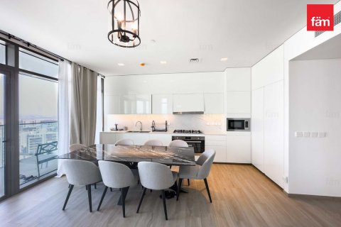 Apartmen di Dubai, UAE 3 bilik tidur, 167.2 meter persegi № 621342 - foto 12