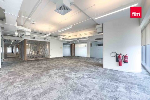 Zyrë në Business Bay, Dubai, Emiratet e Bashkuara Arabe 1813.1 m2. № 621340 - Foto 12