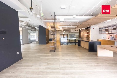Zyrë në Business Bay, Dubai, Emiratet e Bashkuara Arabe 1813.1 m2. № 621340 - Foto 3