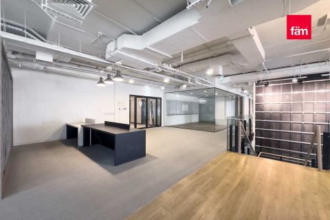 Zyrë në Business Bay, Dubai, Emiratet e Bashkuara Arabe 1813.1 m2. № 621340 - Foto 2