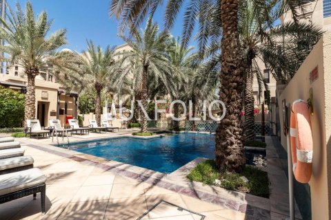 Apartament në Old Town, Dubai, Emiratet e Bashkuara Arabe 1 dhomë gjumi, 90 m2. № 627256 - Foto 14
