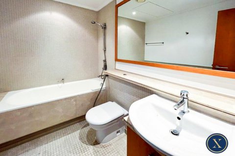 Apartment in Dubai Marina, UAE 2 bedrooms, 155 sq.m. № 627383 - photo 14