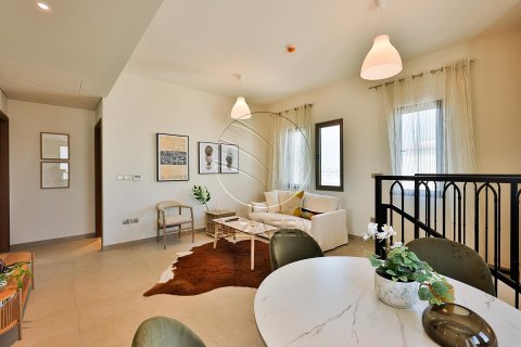 Townhouse in Khalifa City, Abu Dhabi, UAE 3 bedrooms, 172 sq.m. № 615922 - photo 17