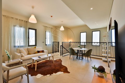 Townhouse in Khalifa City, Abu Dhabi, UAE 3 bedrooms, 172 sq.m. № 615922 - photo 16