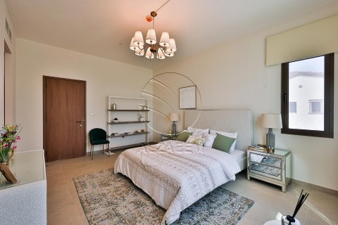 Townhouse in Khalifa City, Abu Dhabi, UAE 3 bedrooms, 172 sq.m. № 615922 - photo 9