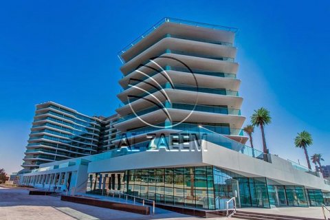 Apartament në Al Raha Beach, Abu Dhabi, Emiratet e Bashkuara Arabe 2 dhoma gjumi, 105 m2. № 615923 - Foto 10