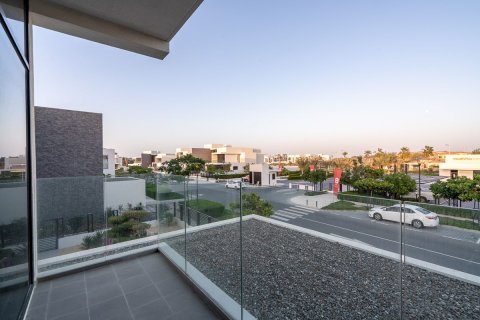 Commercial property on the Saadiyat Island, Abu Dhabi, UAE 4 bedrooms, 532 sq.m. № 595063 - photo 5