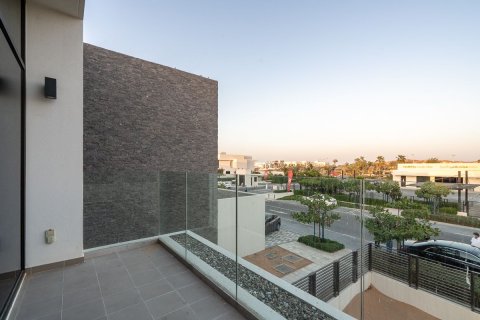 Commercial property on the Saadiyat Island, Abu Dhabi, UAE 4 bedrooms, 532 sq.m. № 595063 - photo 25