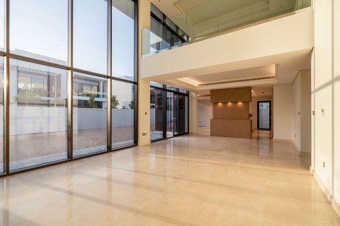Commercial property on the Saadiyat Island, Abu Dhabi, UAE 4 bedrooms, 532 sq.m. № 595063 - photo 2