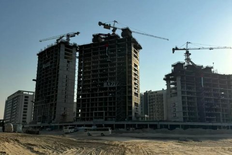 Commercial property in Meydan, Dubai, UAE 50 sq.m. № 595061 - photo 8