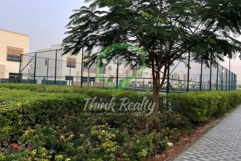 Řadový dům v Town Square, Dubai, SAE 3 ložnice, 209 m² Č.: 364597 - fotografie 1