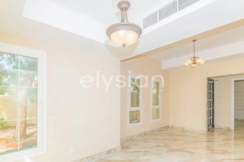 Vila v The Springs, Dubai, SAE 3 spálne, 434 m2 č. 600309 - Fotografia 15