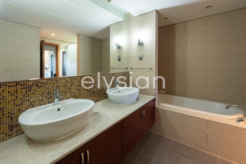 Apartamento en alquiler en Palm Jumeirah, Dubai, EAU 2 dormitorios, 173 m2 № 586206 - foto 9