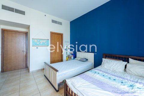 Apartamento en alquiler en Palm Jumeirah, Dubai, EAU 2 dormitorios, 173 m2 № 586206 - foto 11