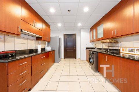 Appartamento in vendita a Jumeirah Beach Residence, Dubai, EAU 5 camere da letto, 271 mq. № 586415 - foto 8