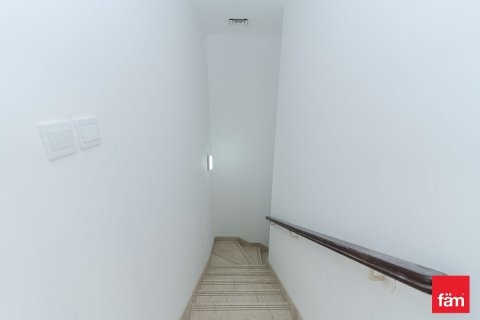 Villa in Dubai, UAE 2 bedrooms, 251.5 sq.m. № 622264 - photo 15