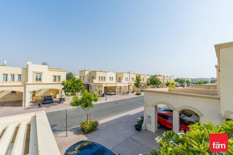 Villa in Dubai, UAE 2 bedrooms, 251.5 sq.m. № 622264 - photo 21