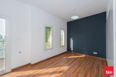 Villa in Dubai, UAE 2 bedrooms, 251.5 sq.m. № 622264 - photo 7