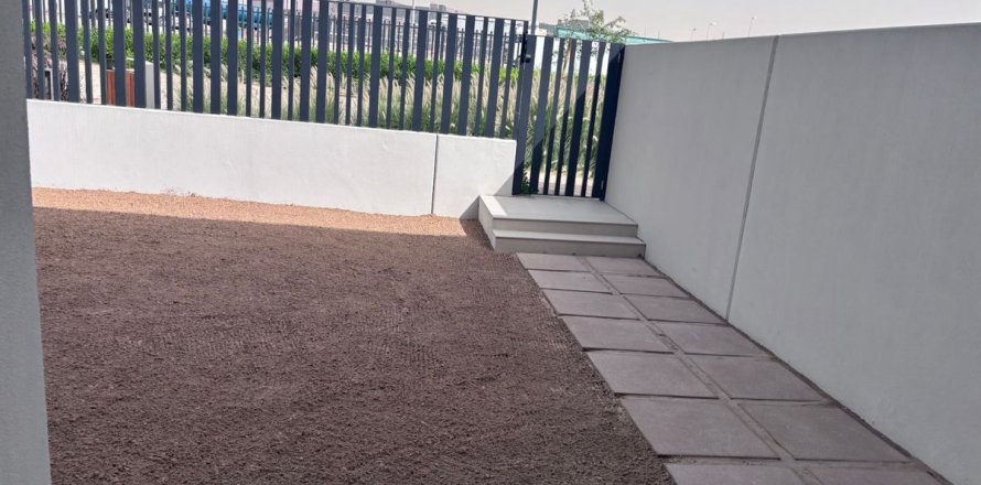 Radhus i Jebel Ali, Dubai, UAE 4 sovrum, 256.6 kvm Nr. 577960
