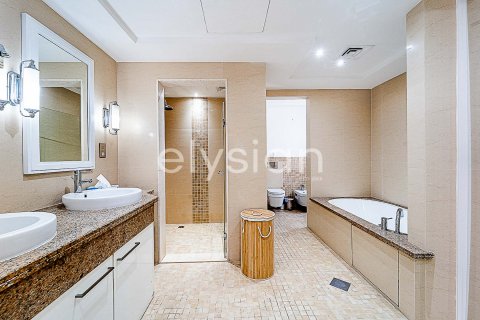 Vila u Palm Jumeirah, Dubai, UAE 3 spavaćih soba, 624 m2 Br. 586052 - fotografija 22