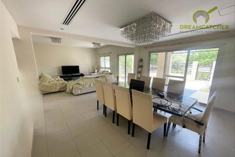 Villa in Mina Al Arab, Ras Al Khaimah, UAE 3 bedrooms, 301.9 sq.m. № 588532 - photo 3