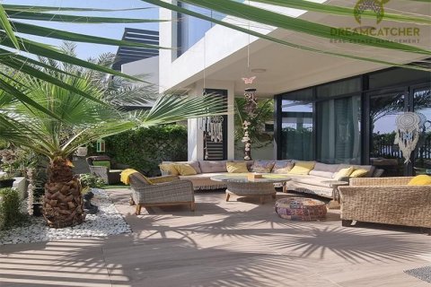 Villa in Mina Al Arab, Ras Al Khaimah, UAE 4 bedrooms, 459 sq.m. № 588616 - photo 1