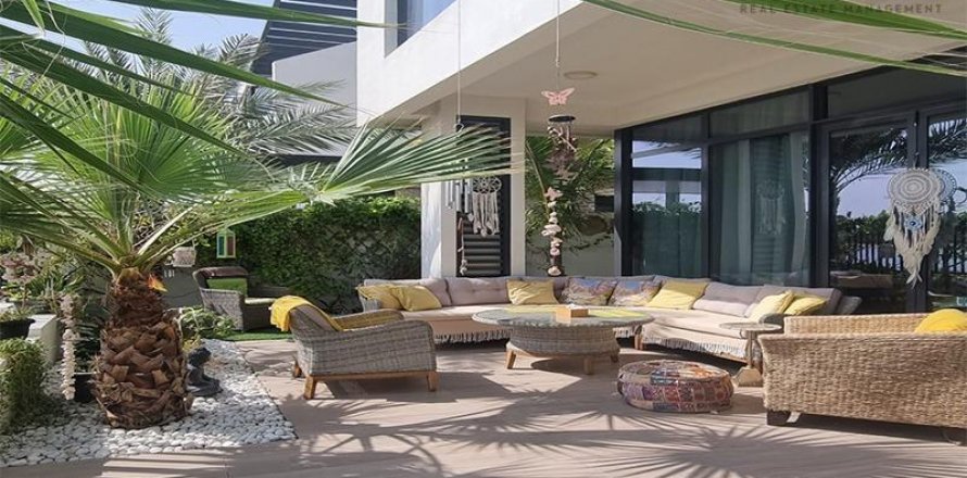 Villa in Mina Al Arab, Ras Al Khaimah, UAE 4 bedrooms, 459 sq.m. № 588616