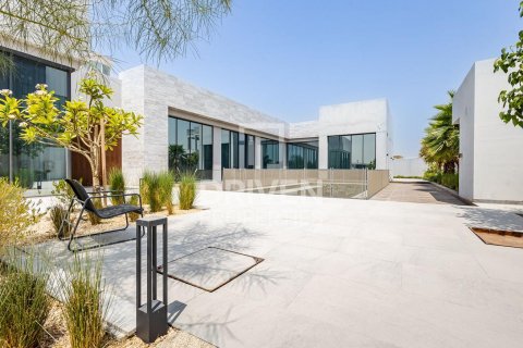 Vila v Nadd Al Sheba, Dubai, SAE 5 ložnice, 557 m² Č.: 603359 - fotografie 25