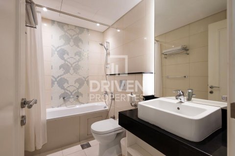 Apartament në Business Bay, Dubai, Emiratet e Bashkuara Arabe 2 dhoma gjumi, 116 m2. № 603362 - Foto 14